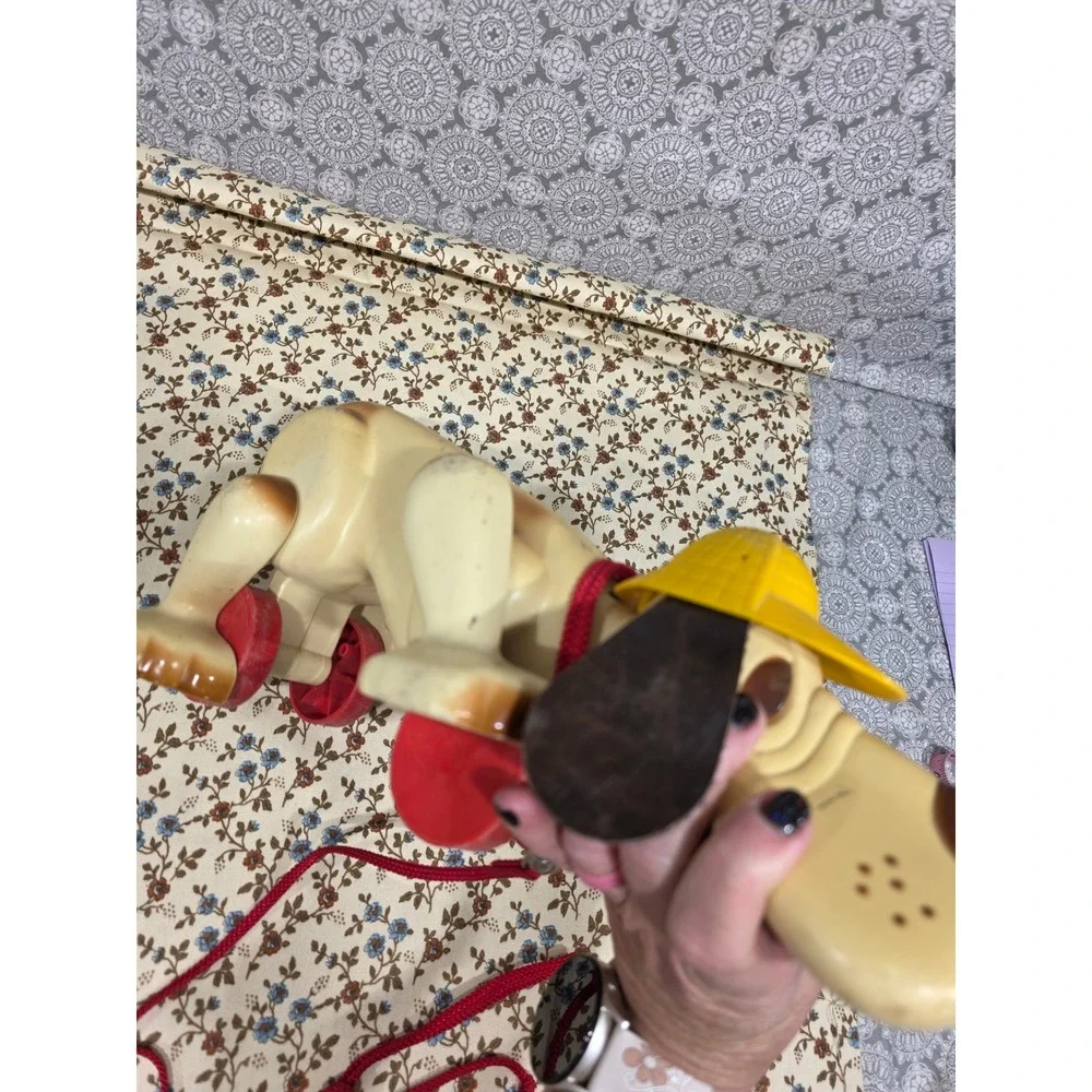 1974 Vintage‎ Hasbro Dog Pull Toy Lots Of Flaws kids leash play 70s puppy animal